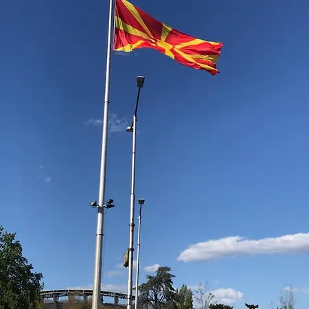 Blue Sky Apartment *